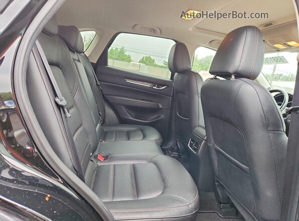 JM3KFBDL7H0118024 2017 MAZDA CX-5 Черный Вид задних сидений