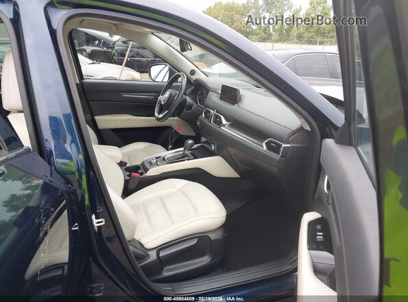 JM3KFBDL8H0152098 2017 MAZDA CX-5 Dark Blue Вид салону спереду