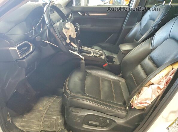 JM3KFBDM0J0389246 2018 MAZDA CX-5 White Vista interior delantera