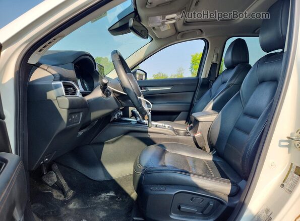 JM3KFBDM0K1694726 2019 MAZDA CX-5 Белый Вид салона спереди