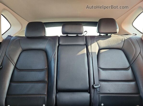 JM3KFBDM0K1694726 2019 MAZDA CX-5 Белый Вид задних сидений