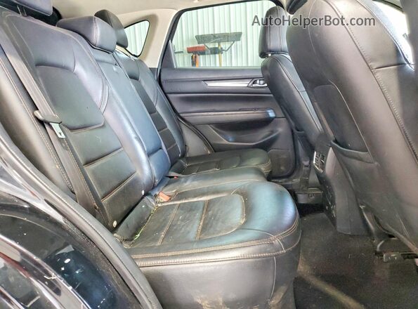JM3KFBDM2J0319196 2018 MAZDA CX-5 Charcoal Widok wnętrza z tyłu