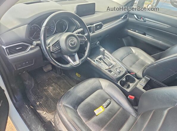 JM3KFBDM2J0464450 2018 MAZDA CX-5 White Вид панелі приладів