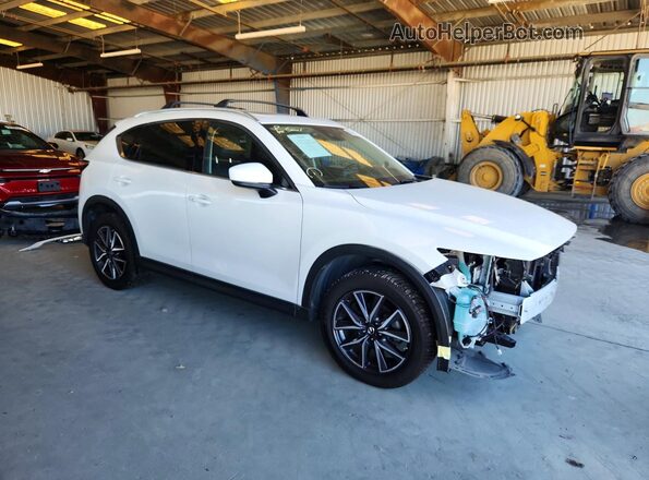 JM3KFBDM3J0332958 2018 MAZDA CX-5 Белый Передняя правая четверть