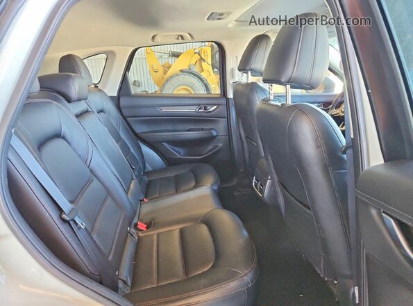 JM3KFBDM3J0332958 2018 MAZDA CX-5 Белый Вид задних сидений