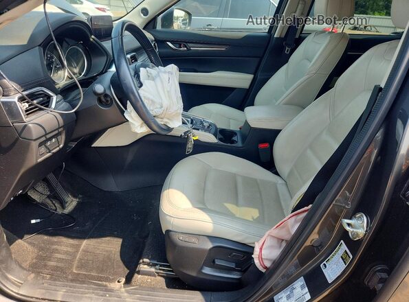 JM3KFBDM3J0421283 2018 MAZDA CX-5 Серый Вид салона спереди