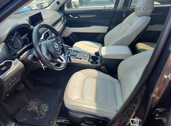 JM3KFBDM4L0842982 2020 MAZDA CX-5 Gray Front interior view