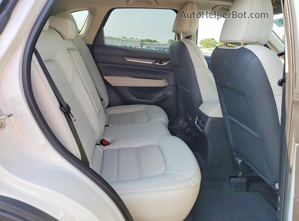 JM3KFBDM4M0474157 2021 MAZDA CX-5 White Vista interior trasera