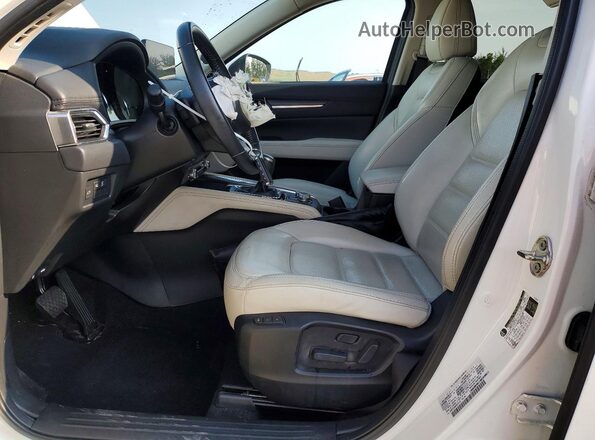JM3KFBDM4M0474157 2021 MAZDA CX-5 White Vista interior delantera