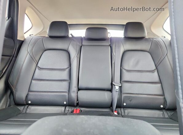 JM3KFBDM5N1568124 2022 MAZDA CX-5 Blue Rear seats view