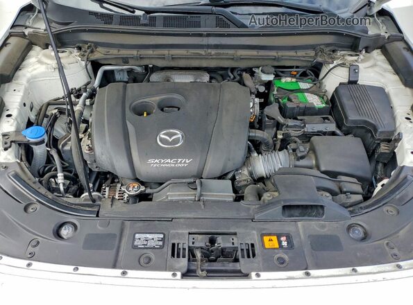 JM3KFBDM7K0519671 2019 MAZDA CX-5 White Vista del compartimento del motor