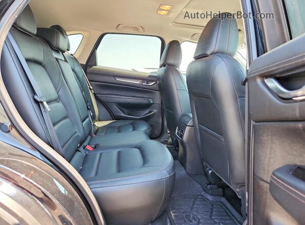 JM3KFBDM7M1126928 2021 MAZDA CX-5 Black Вид задньої частини салону