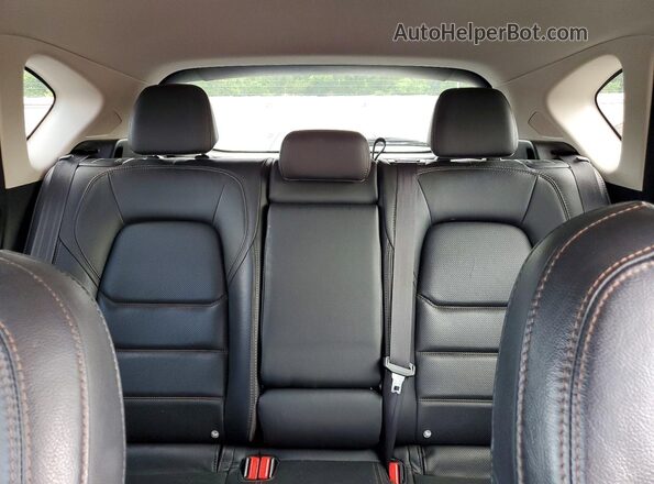 JM3KFBDM7M1372149 2021 MAZDA CX-5 Red Widok tylnych siedzeń