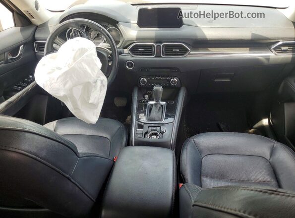 JM3KFBDM8J0307215 2018 MAZDA CX-5 Red Dashboard view