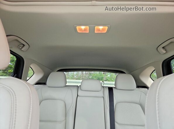 JM3KFBDM8K1693226 2019 MAZDA CX-5 White Vista de los asientos traseros