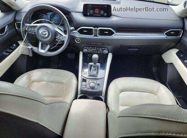 JM3KFBDM8K1693226 2019 MAZDA CX-5 White Vista del salpicadero