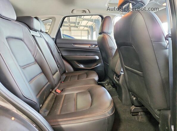 JM3KFBDM8M1367624 2021 MAZDA CX-5 Gray Հետևի նստատեղերի տեսք