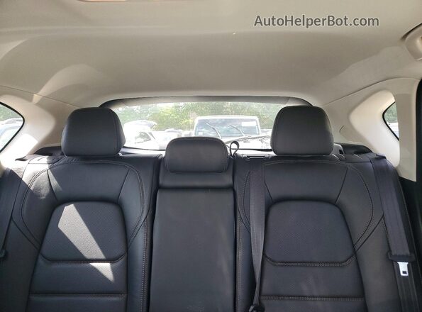 JM3KFBDM9J0342023 2018 MAZDA CX-5 Black Widok tylnych siedzeń