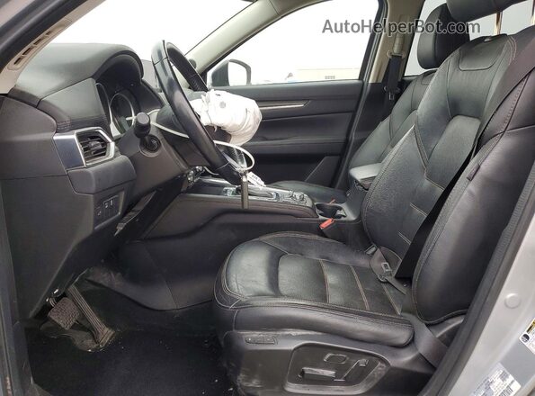 JM3KFBDM9J0433342 2018 MAZDA CX-5 Silver წინა სალონის ხედი