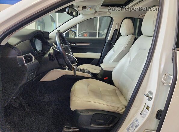 JM3KFBDMXK0521947 2019 MAZDA CX-5 Белый Вид салона спереди