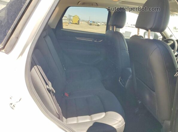JM3KFBDMXM1426298 2021 MAZDA CX-5 White Widok wnętrza z tyłu