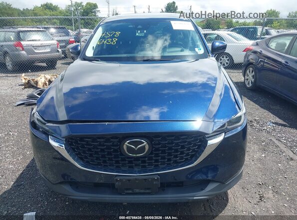 JM3KFBEM8N0575296 2022 MAZDA CX-5 Blue Widok wnętrza z tyłu