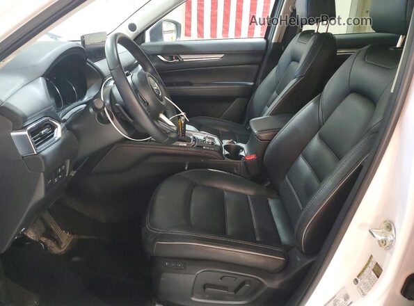 JM3KFBEMXS0599885 2025 MAZDA CX-5 White Вид салону спереду