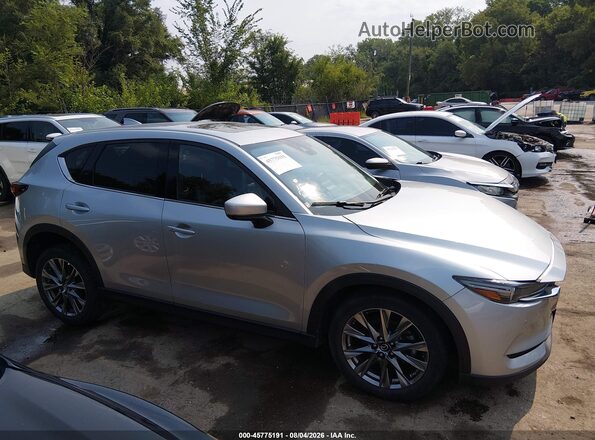 JM3KFBEYXK0517026 2019 MAZDA CX-5 Серебряный Вид задней части салона