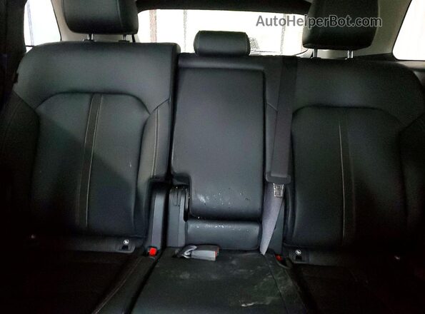 JM3KJAHF4T1350483 2026 MAZDA CX-70 Black Rear seats view