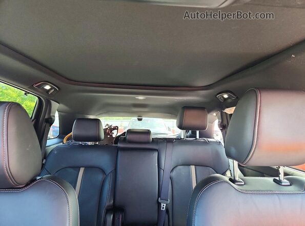 JM3KKDHC4S1216964 2025 MAZDA CX-90 Red Widok tylnych siedzeń