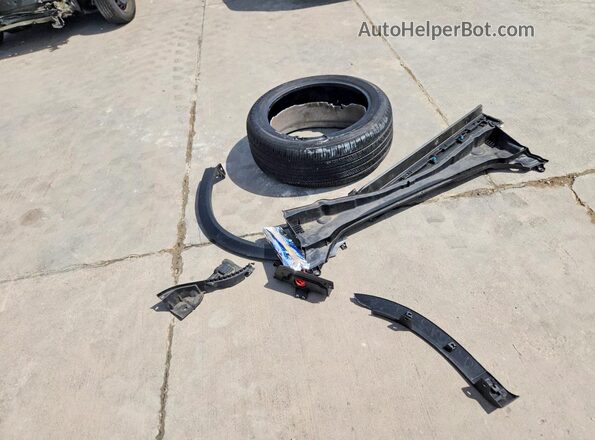 JM3KKEHD1S1236975 2025 MAZDA CX-90 Silver ძრავის განყოფილების ხედი