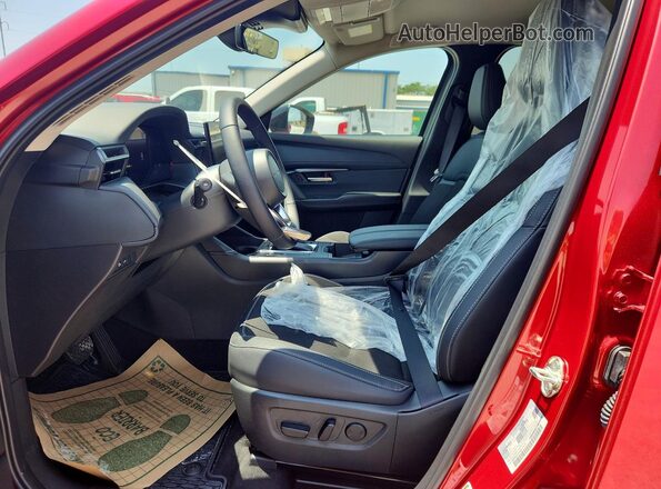 JM3KMCHA2T0124083 2026 MAZDA CX-5 Maroon Вид салону спереду