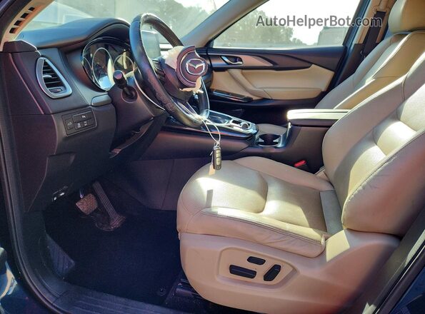 JM3TCACY3J0209057 2018 MAZDA CX-9 Blue Front interior view