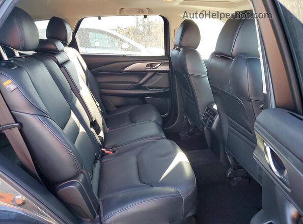 JM3TCACY7J0204086 2018 MAZDA CX-9 Серый Вид задней части салона