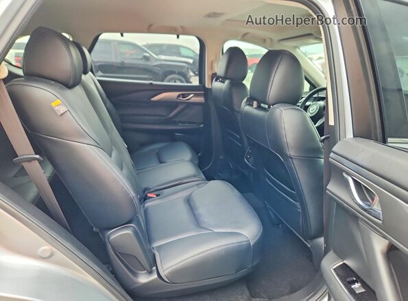 JM3TCACY9J0206809 2018 MAZDA CX-9 Silver უკანა სალონის ხედი