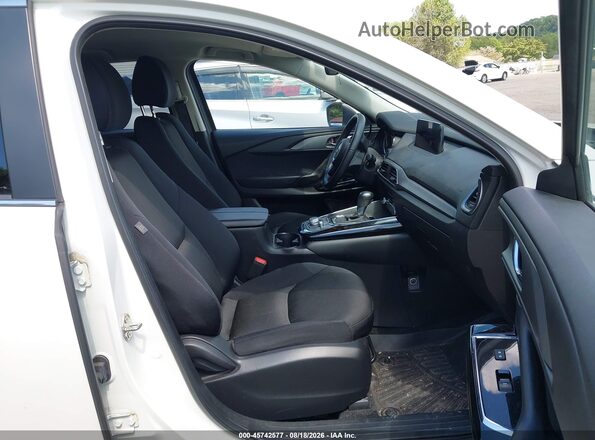JM3TCBBY4N0603518 2022 MAZDA CX-9 Белый Вид салона спереди
