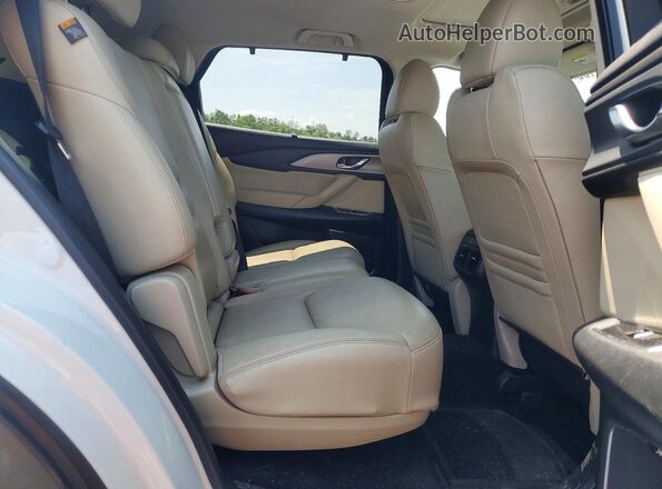 JM3TCBCY5J0224519 2018 MAZDA CX-9 Белый Вид задней части салона