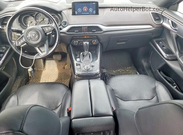 JM3TCBDY4J0218046 2018 MAZDA CX-9 Gray Առջևի վահանակի տեսք