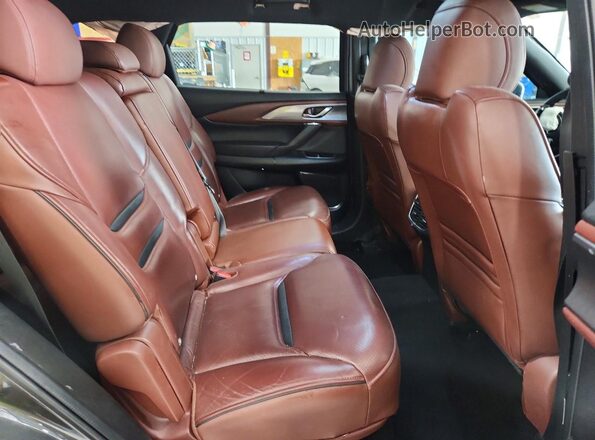 JM3TCBEY8J0235981 2018 MAZDA CX-9 Серый Вид задней части салона