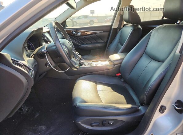 JN1AV7AR2GM530102 2016 INFINITI Q50 Серебряный Вид салона спереди