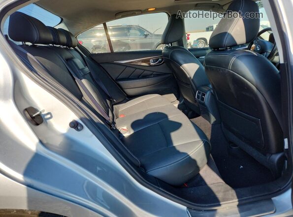 JN1AV7AR2GM530102 2016 INFINITI Q50 Серебряный Вид задних сидений