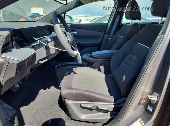 JN1AZ2BA1TM305695 2026 NISSAN LEAF Gray Widok wnętrza z przodu