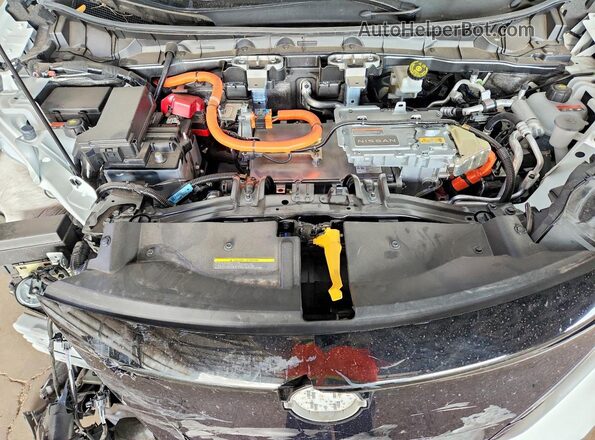 JN1BF0BA5RM432931 2024 NISSAN ARIYA White Widok komory silnika