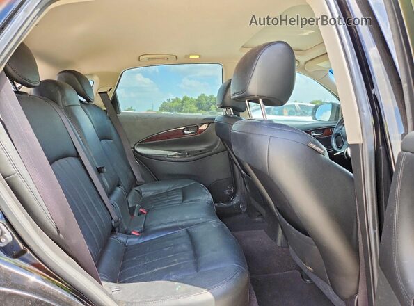 JN1BJ0RP0HM385704 2017 INFINITI QX50 Black Rear interior view