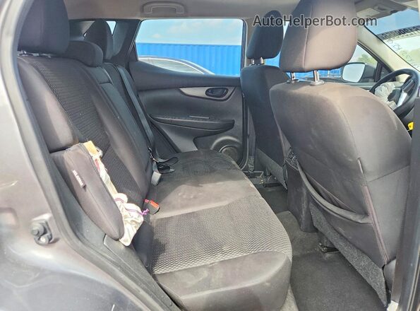 JN1BJ1AV4NW582147 2022 NISSAN ROGUE Silver Rear interior view
