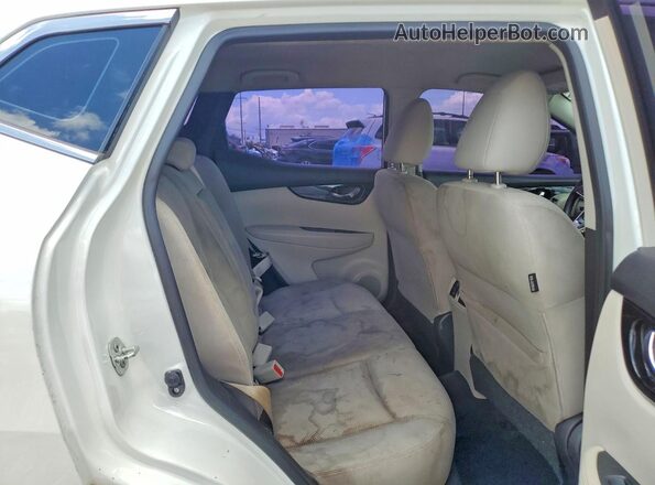 JN1BJ1CP1KW213627 2019 NISSAN ROGUE White Vista interior trasera
