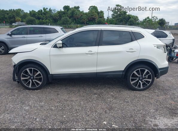 JN1BJ1CP2JW151413 2018 NISSAN ROGUE White 