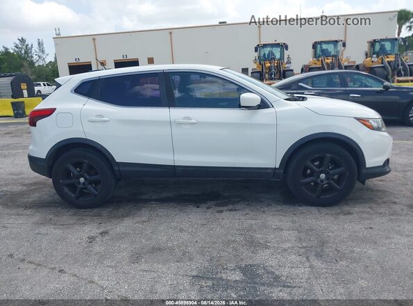 JN1BJ1CP2KW221302 2019 NISSAN ROGUE White უკანა სალონის ხედი