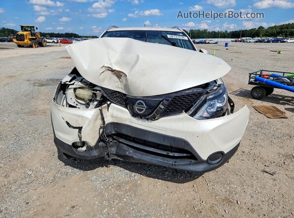 JN1BJ1CP2KW523625 2019 NISSAN ROGUE Cream Դիմացի տեսք