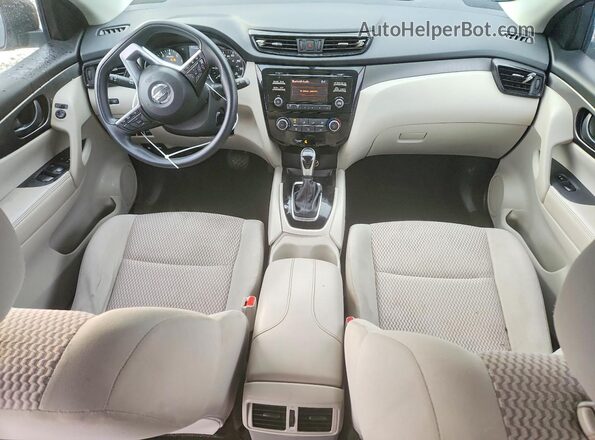 JN1BJ1CP3HW010652 2017 NISSAN ROGUE Black Widok deski rozdzielczej